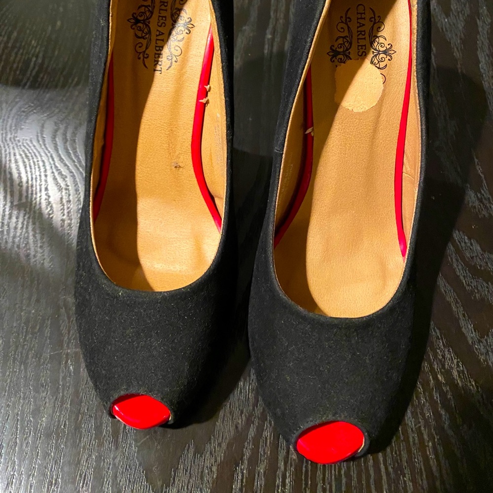 Women’s shoes